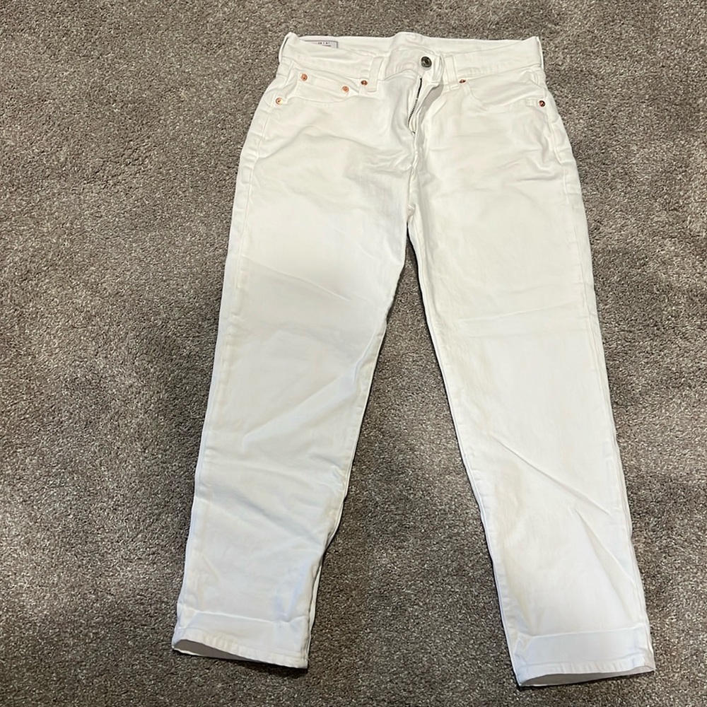 Gap white Jean size 6 petite